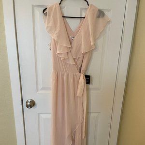 The Chantilly Ruffle High-Low Dress in Champagne by soieblu